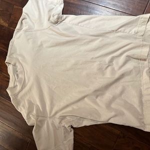 Abercrombie soft cream t shirt